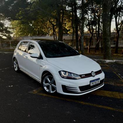 VOLKSWAGEN GOLF 2.0 TSI GTI 16V TURBO GASOLINA 4P AUTOMÁTICO VOLKSWAGEN GOLF 2.0 TSI GTI 16V TURBO GASOLINA 4P AUTOMÁTICO